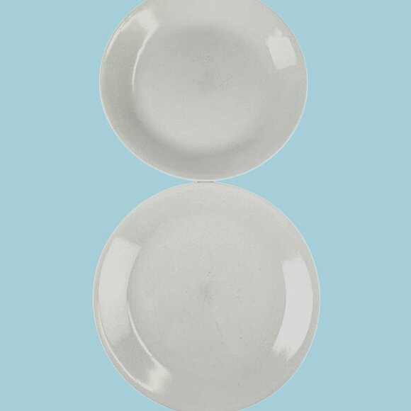 Set Of 2 Corelle Vitrelle White Luncheon Plates. 8.5" Break & Chip Resistant Mad - Picture 1 of 5
